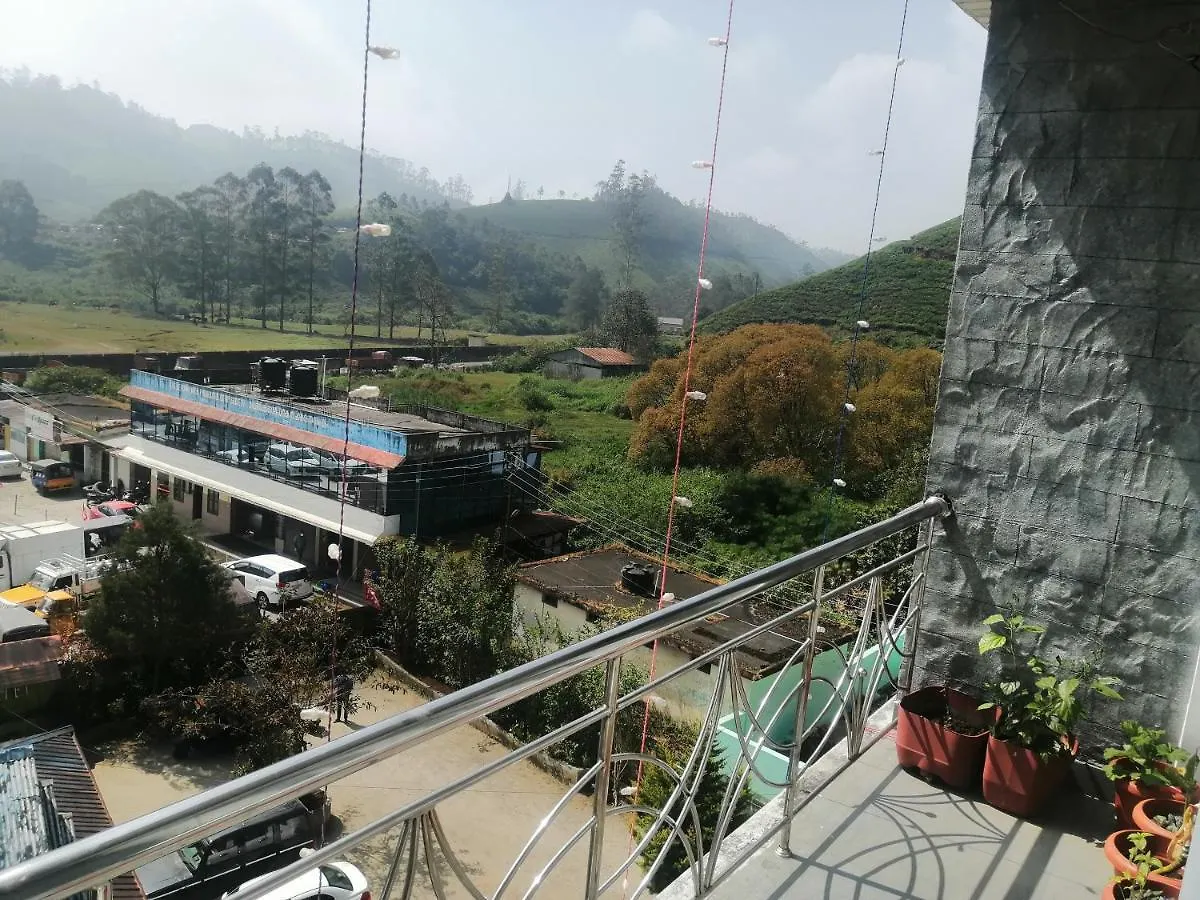 Hotel Sundarms Hill Crest Munnar