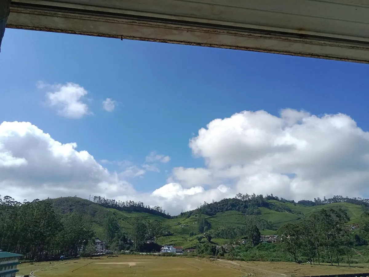 Hotel Sundarms Hill Crest Munnar 2*,