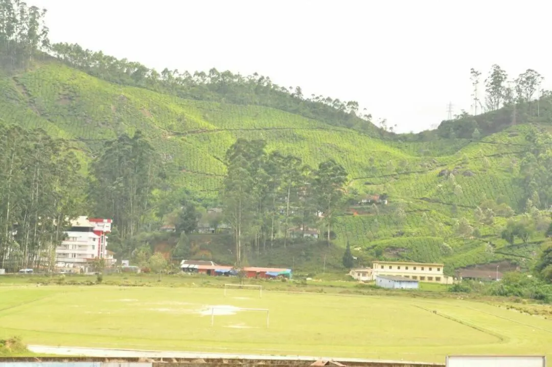 Sundarms Hill Crest Hotel Munnar