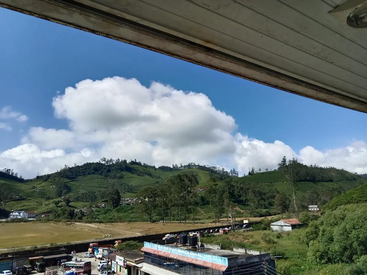 Sundarms Hill Crest Hotel Munnar