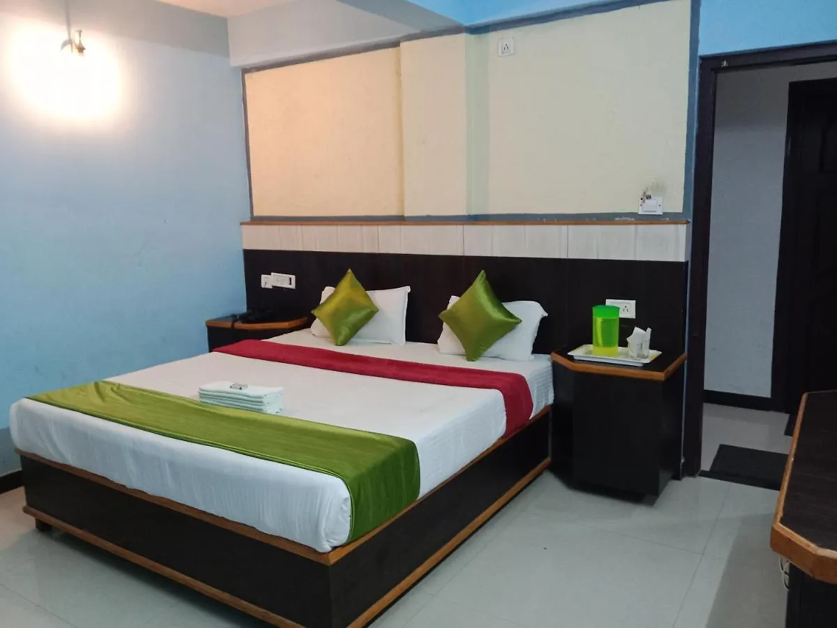 Sundarms Hill Crest Hotel Munnar 2*,