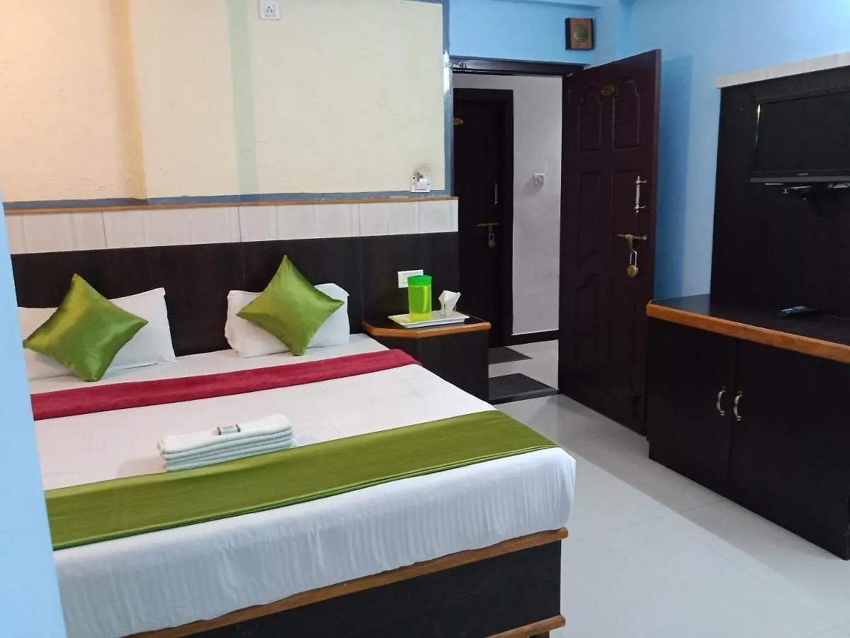 Sundarms Hill Crest Hotel Munnar
